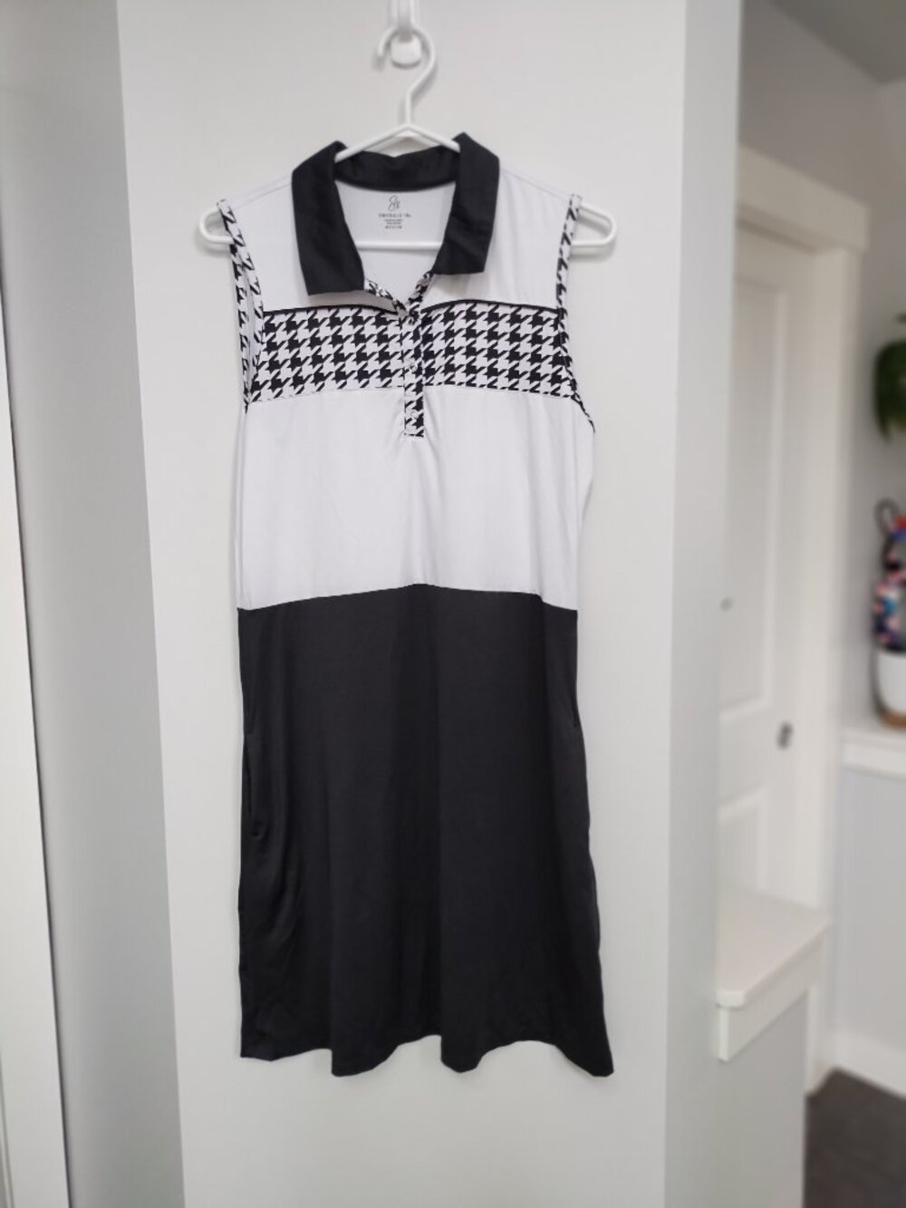 Emerald 19 golf dress